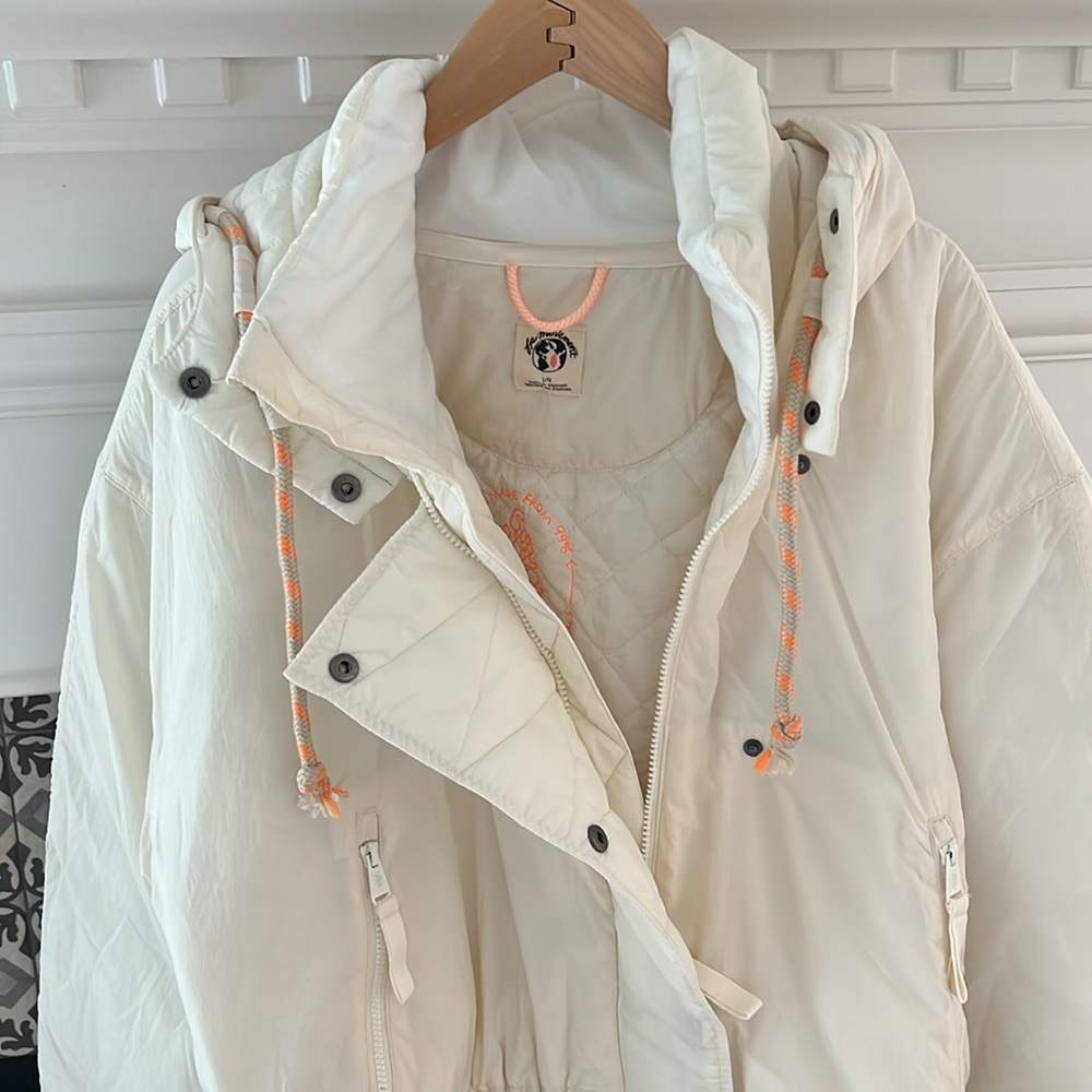 NWOT Free People Movement Cares Round And Round Puffer Jacket Ivory Brushed Sail - Picture 5 of 9